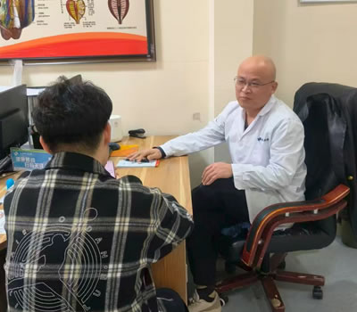 清远市|男科医师高朋磊：守护男性健康，专业男科诊疗